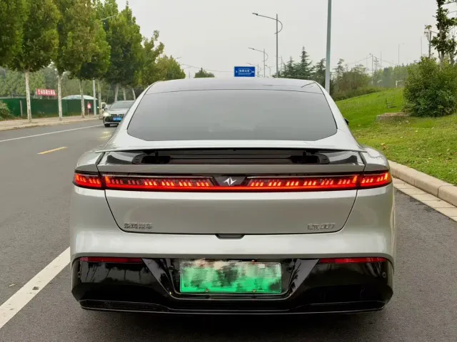 Dongfeng eπ 007 — Фото автомобиля 7