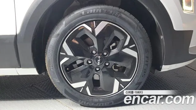Kia Niro Niro (New) — Фото автомобиля 6