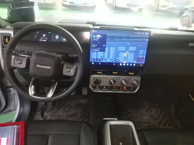 iCAR V23 — Фото автомобиля 9