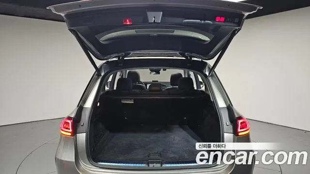 Mercedes-Benz GLE-Class — Фото автомобиля 29