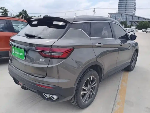 Geely Binyue — Фото автомобиля 6