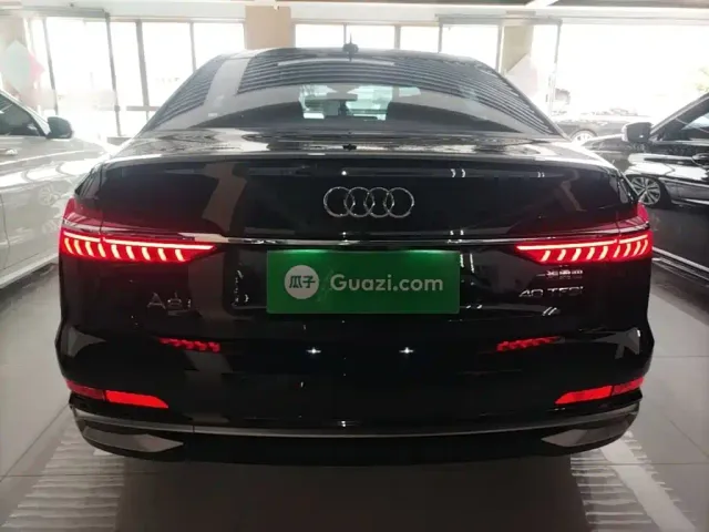 Audi A6L — Фото автомобиля 5