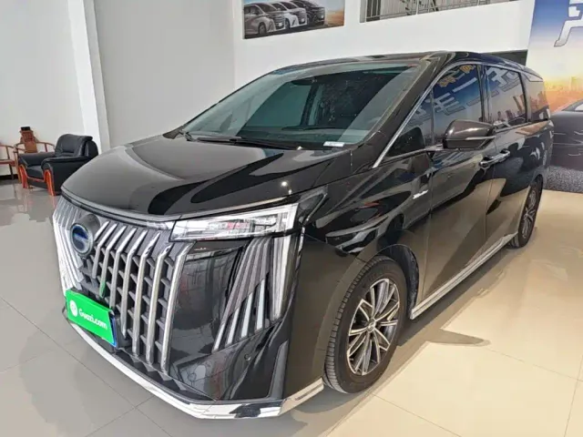 Фотография автомобиля — GAC Trumpchi M8