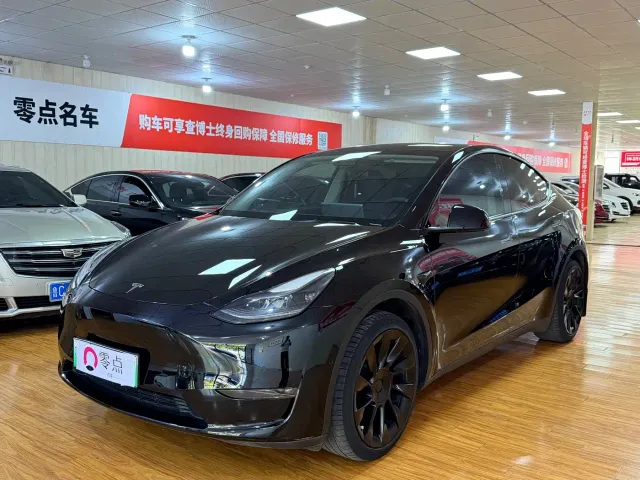 Фотография автомобиля — Tesla Model Y