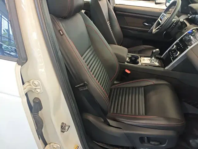 Land Rover Discovery Sport — Фото автомобиля 24