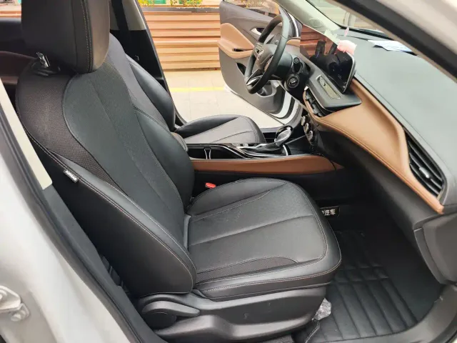 Buick Verano — Фото автомобиля 12