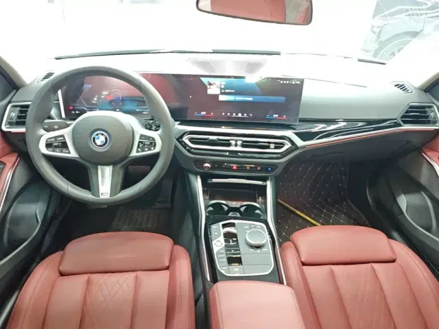 BMW i3 — Фото автомобиля 9