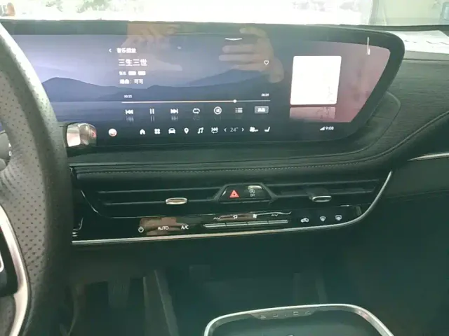 Buick LaCrosse — Фото автомобиля 12