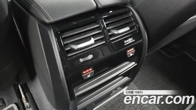 BMW 5 Series G30 — Фото автомобиля 18