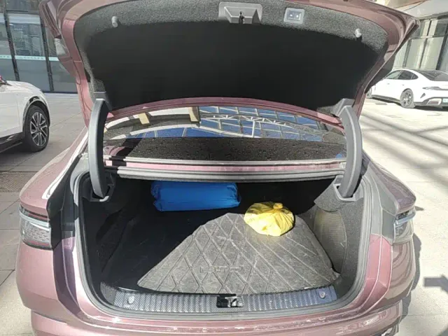 BYD Seal — Фото автомобиля 18