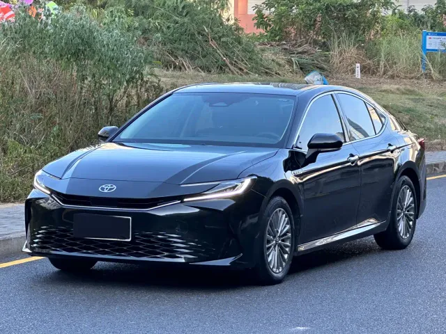 Фотография автомобиля — Toyota Camry