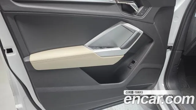 Audi Q3 35 TDI quattro Premium — Фото автомобиля 17