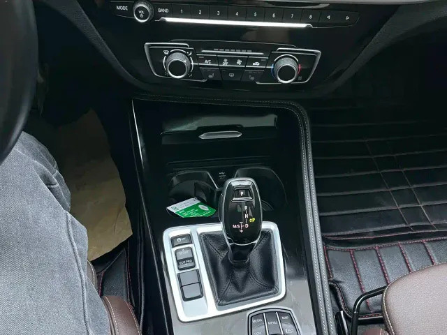 BMW 1 Series — Фото автомобиля 9