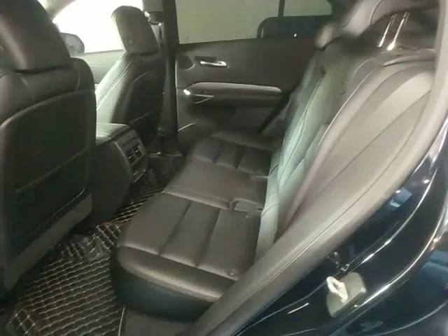 Cadillac XT4 — Фото автомобиля 16
