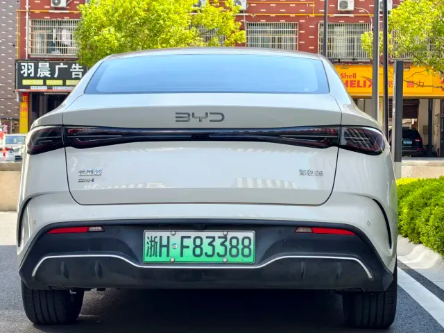 BYD Seal 06 — Фото автомобиля 11