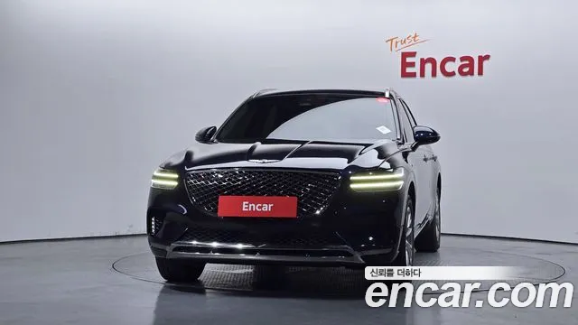 Genesis GV70 2.5T Бензин AWD — Фото автомобиля 3