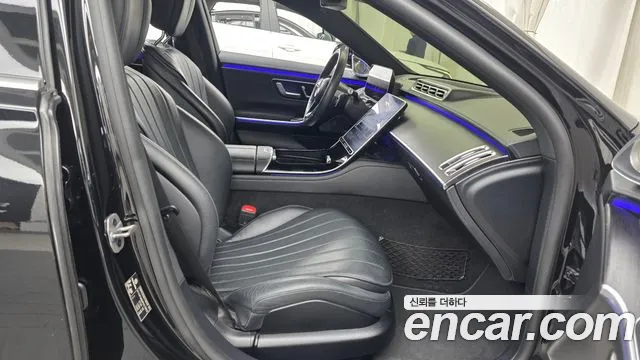 Mercedes-Benz S-Class W223 — Фото автомобиля 16