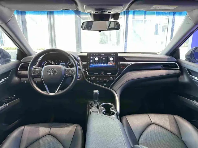Toyota Camry — Фото автомобиля 5