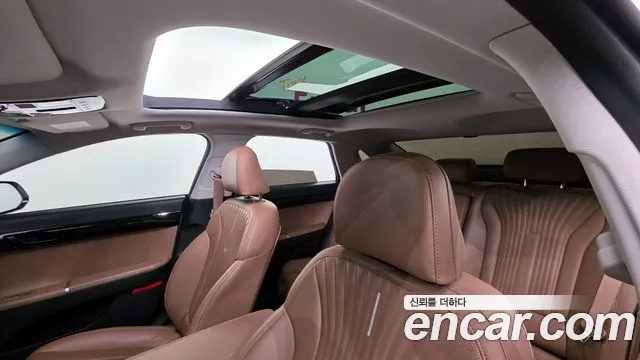 Hyundai Grandeur GN7 — Фото автомобиля 19