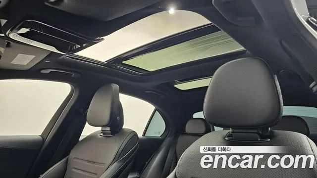 Mercedes-Benz C-Class — Фото автомобиля 16