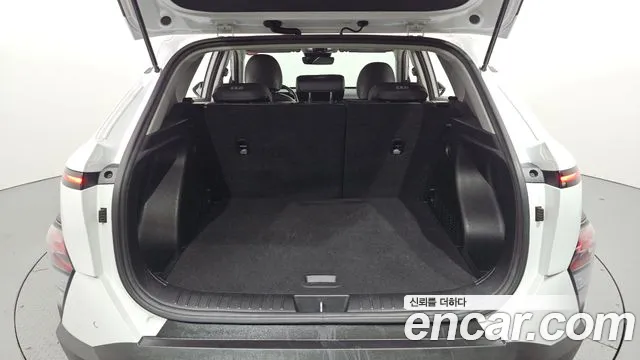Hyundai Kona — Фото автомобиля 21