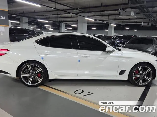 Genesis G70 New — Фото автомобиля 4