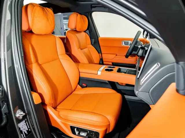 Li Auto L7 — Фото автомобиля 21