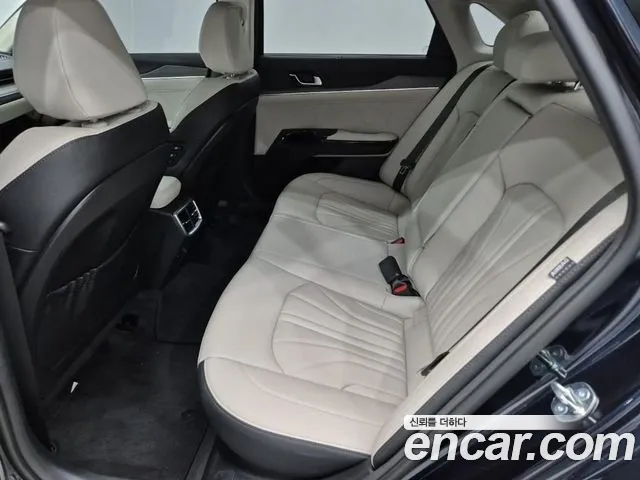 Kia K5 Generation 3 — Фото автомобиля 12