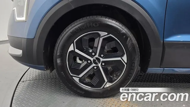 Kia Niro The All New — Фото автомобиля 5