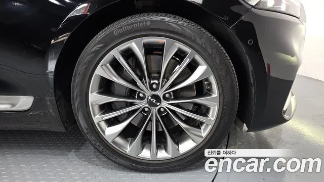 Kia K9 The New K9 2-е поколение — Фото автомобиля 5