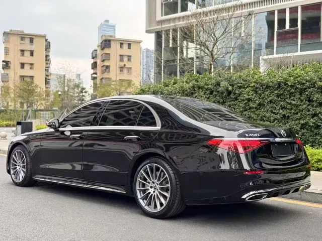 Mercedes-Benz S-Class — Фото автомобиля 4