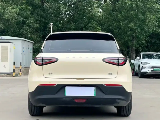 Geely Starry Wish — Фото автомобиля 10