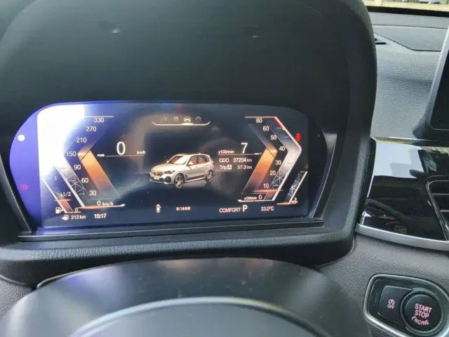 BMW X1 — Фото автомобиля 4