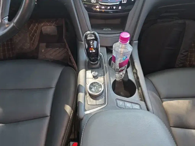 Cadillac XT5 — Фото автомобиля 10