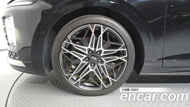 Hyundai Grandeur GN7 — Фото автомобиля 5