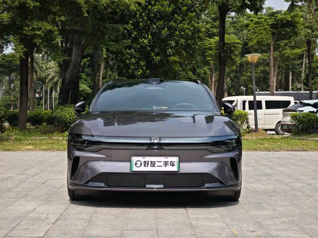 Zeekr 007 GT — Фото автомобиля 2