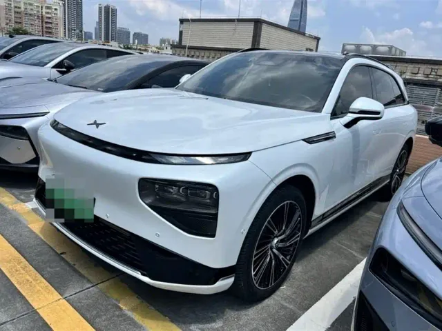 Фотография автомобиля — Xpeng G9