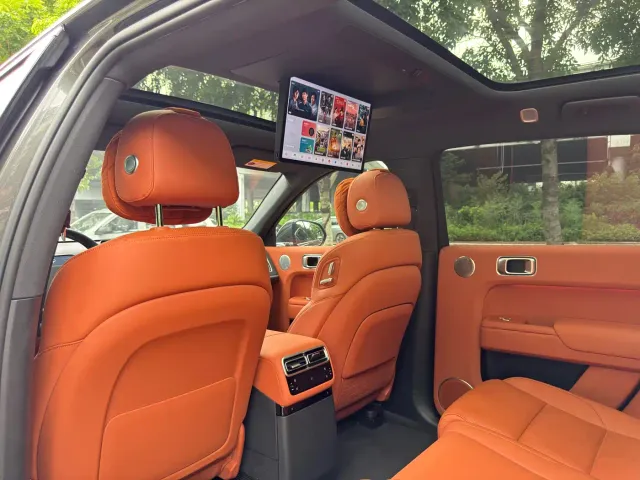 Li Auto L7 — Фото автомобиля 19