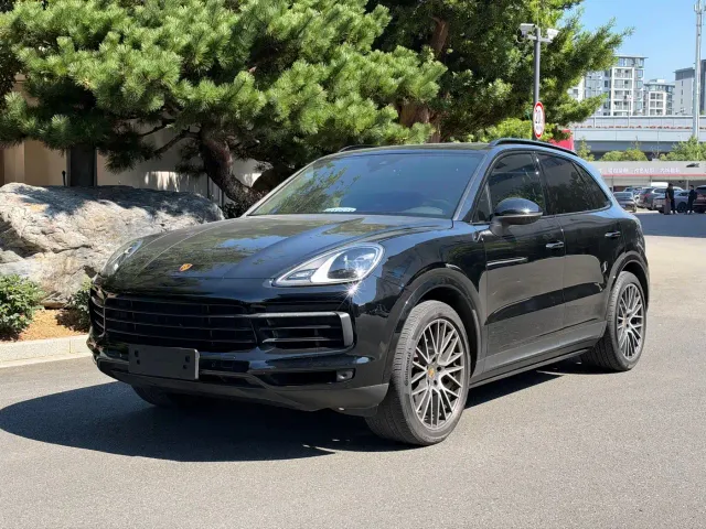 Фотография автомобиля — Porsche Cayenne
