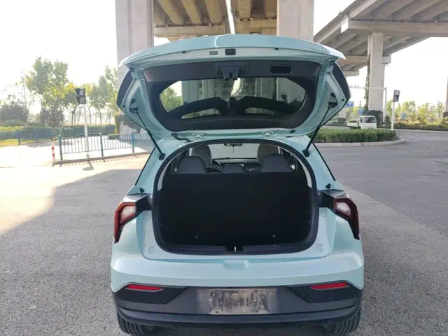 Geely Geometry E Firefly — Фото автомобиля 18