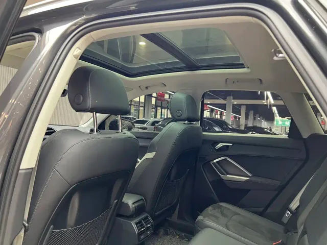 Audi Q3 — Фото автомобиля 14