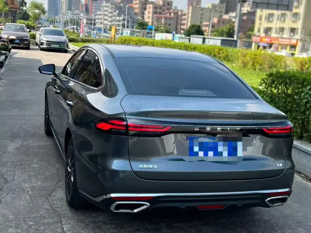 Geely Emgrand — Фото автомобиля 2