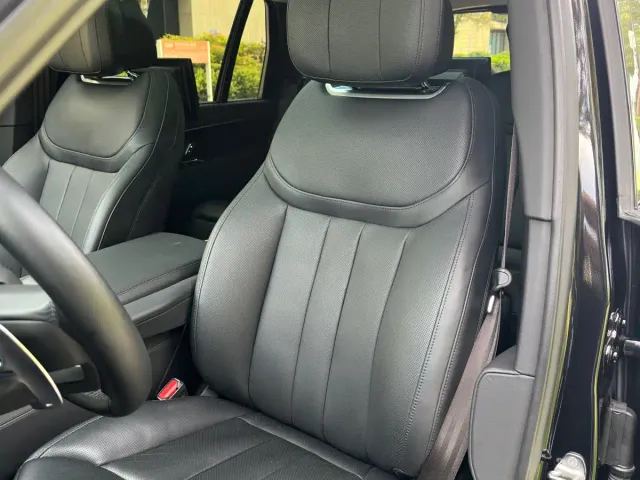 Land Rover Range Rover — Фото автомобиля 11