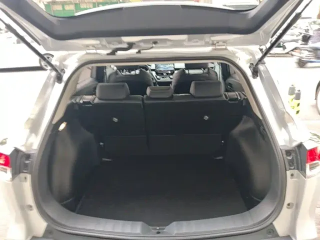 Toyota Frontlander — Фото автомобиля 18