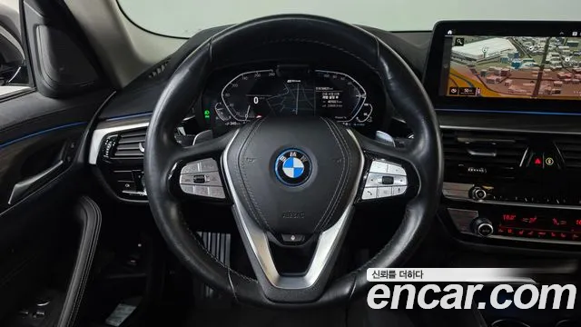 BMW 5 Series G30 — Фото автомобиля 18