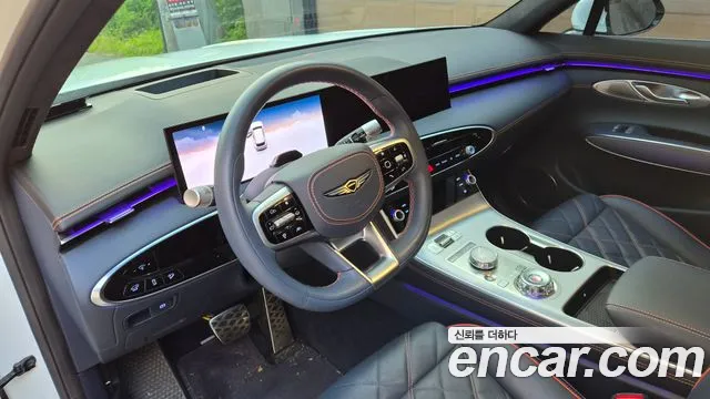 Genesis GV70 — Фото автомобиля 10