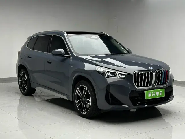 BMW X1 — Фото автомобиля 3