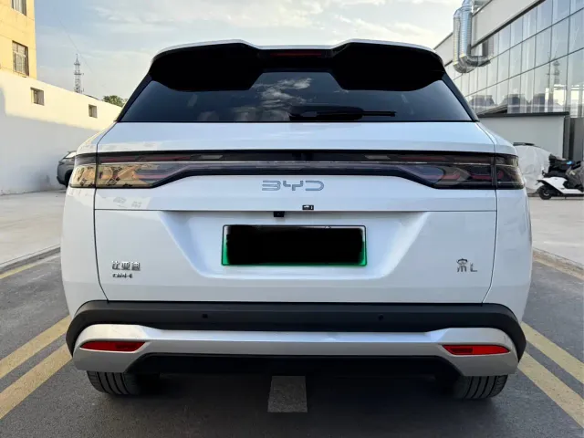 BYD Song L DM-i — Фото автомобиля 19