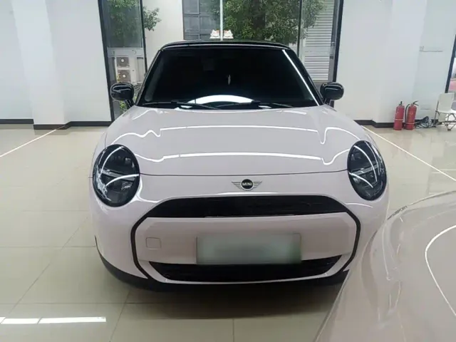 MINI Cooper — Фото автомобиля 2