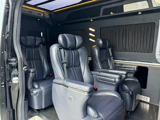 Yaxing Motorhome Orium RV — Фото автомобиля 11